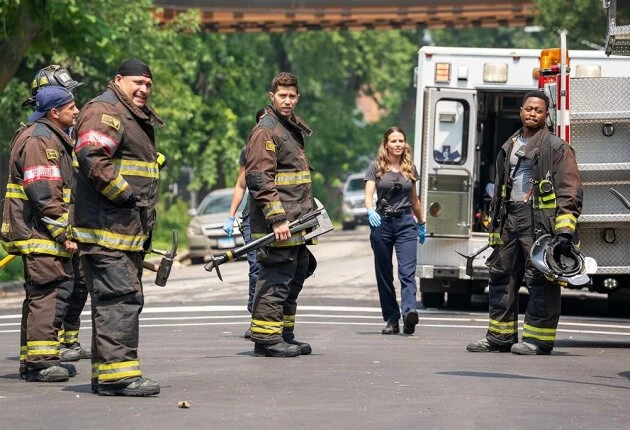 Картинка 14 сезона сериала Чикаго в огне